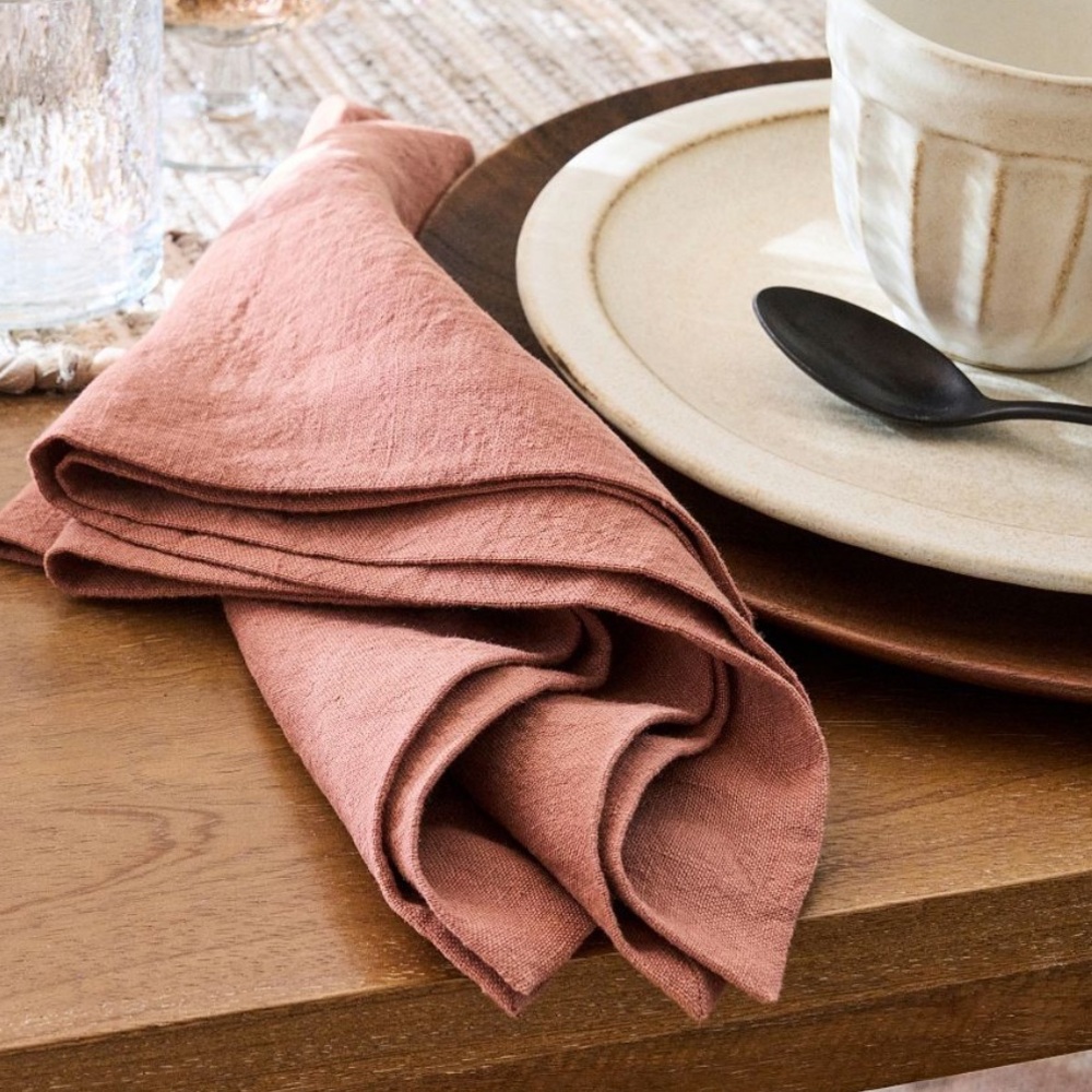 Pottery Barn Rosewood Cotton Napkin Set of 4